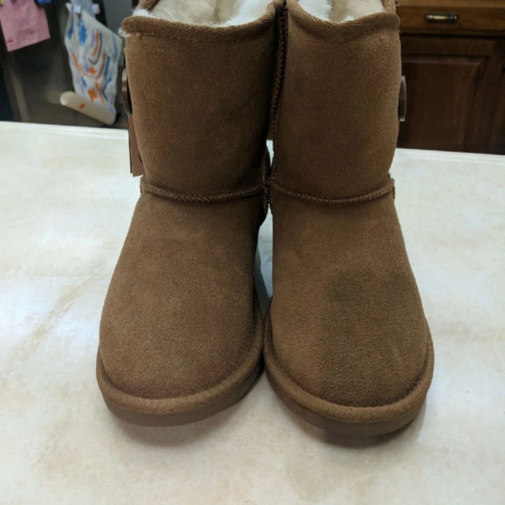 EMU UGG like boot